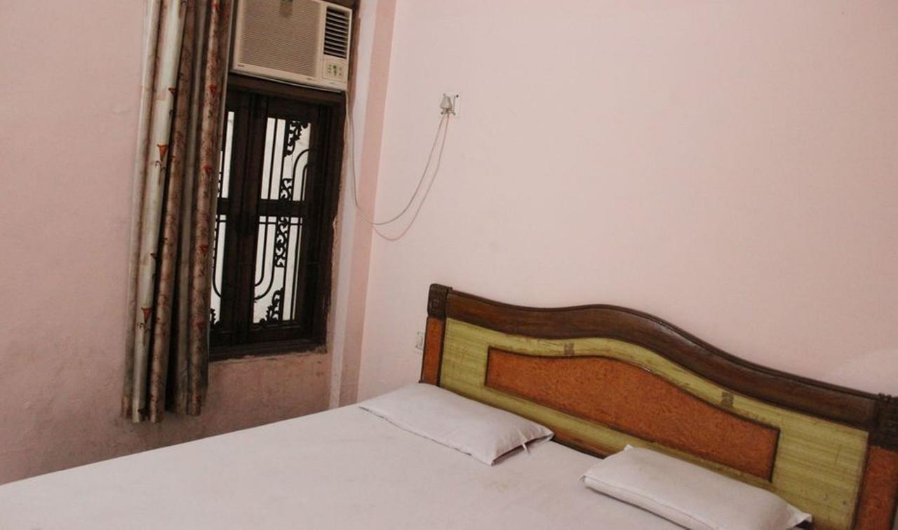 Hotel Satkar, Haridwār Exteriör bild