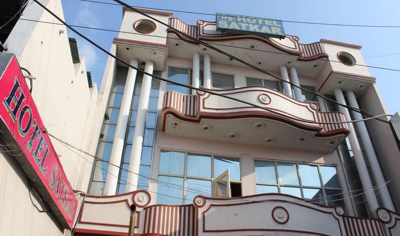 Hotel Satkar, Haridwār Exteriör bild